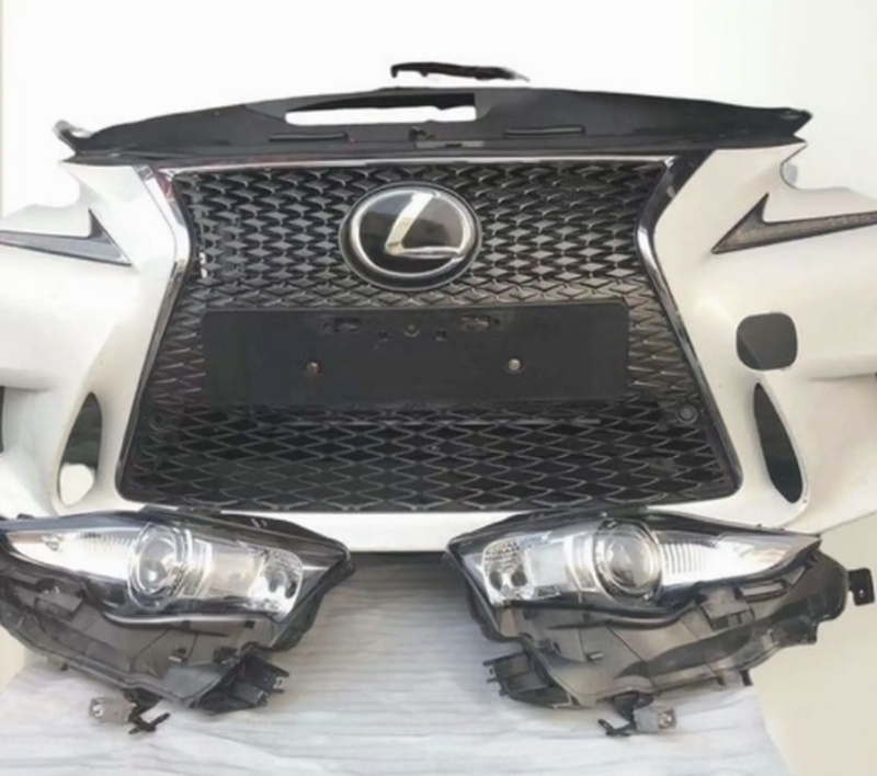 Облицовка от Lexus is 2014
